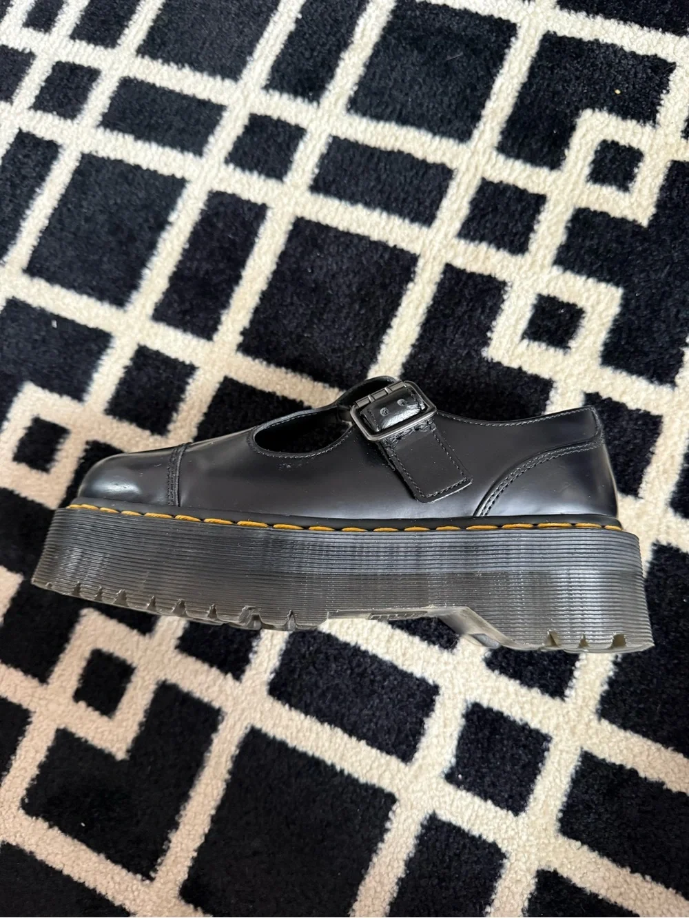 Dr. Martens Black Platform Mary Jane T-Bar Shoes Women’s Size 7 - Picture 4 of 6